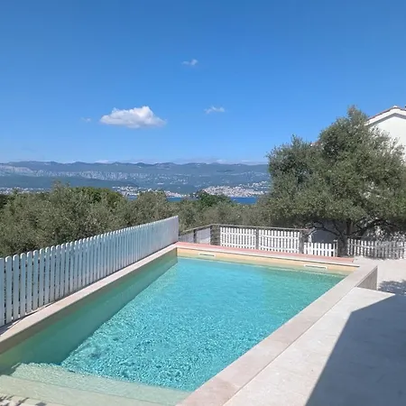 With Two Bedrooms And Pool *